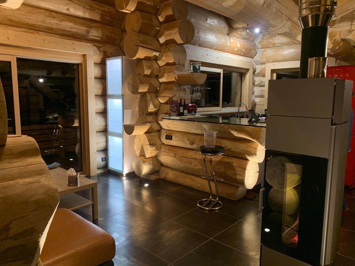Chalet Anzac Chalet 5 Etoiles En Rondins Tout Neuf Unique Dans Les Aravis Les Villards-sur-Thônes Exterior foto