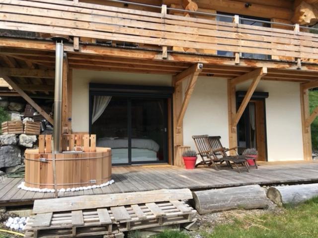 Chalet Anzac Chalet 5 Etoiles En Rondins Tout Neuf Unique Dans Les Aravis Les Villards-sur-Thônes Exterior foto